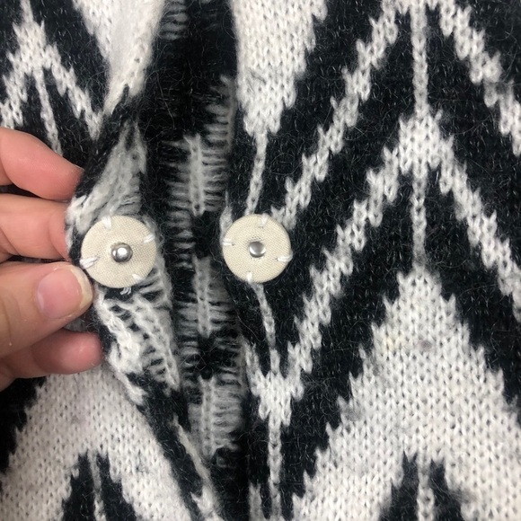 JOA Los Angeles Chevron Striped Snap Front Sweater - Picture 6 of 11